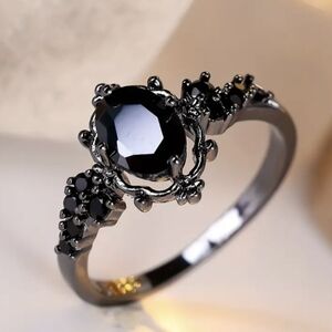 Black Onyx Cocktail Ring Stone Lab Created Ring Size 6 NWT